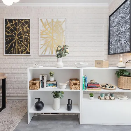 Fancy 2bdr Duplex With Patio By Lovelystay * Lisboa